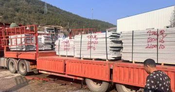 松原 芝麻灰花岗岩光面毛板出货日常