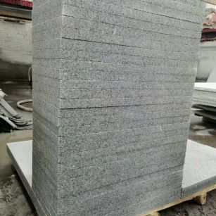 松原 花岗岩 地铺成品300*600，尺寸标准、厚薄均匀