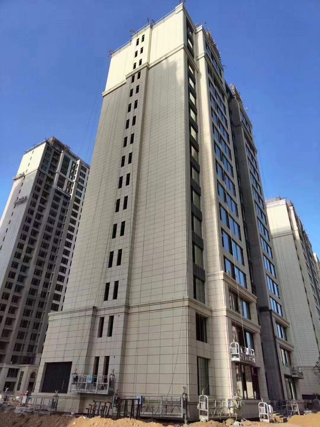 松原黄金麻高端小区，外墙干挂