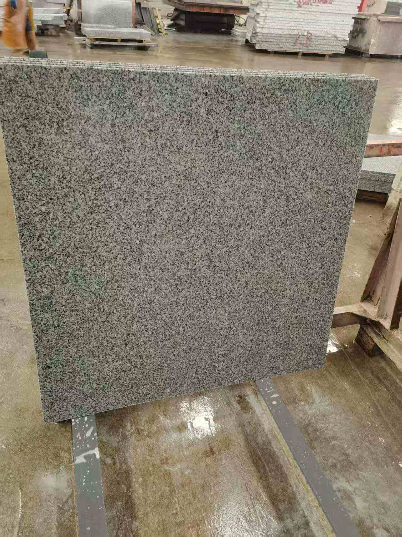 松原 芝麻白光面900*900，高地铁标准